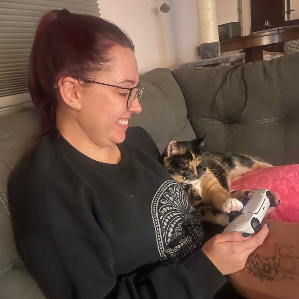 Meet your Posher, Madi